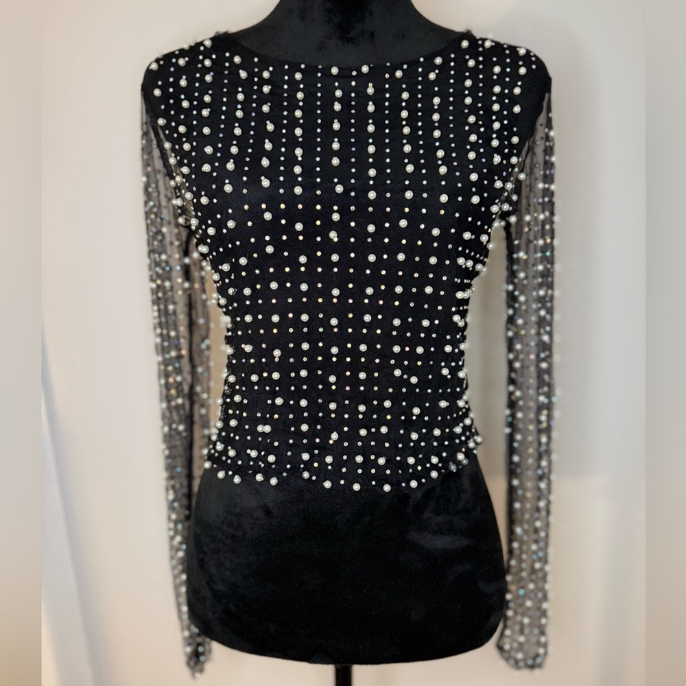Vine Tree USA Elegant Black Pearl and Rhinestone Long Sleeve Blouse